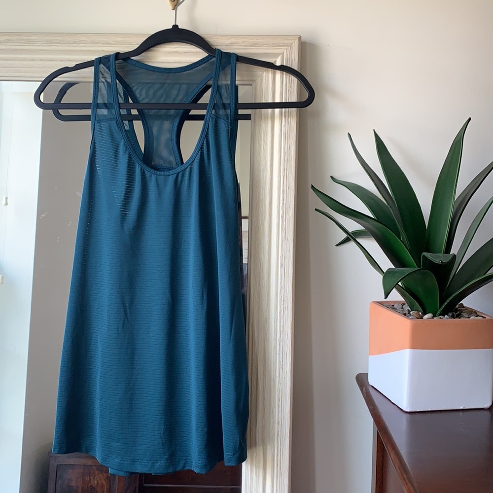 OLD NAVY blue workout running or yoga tank top (S)